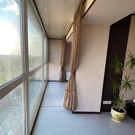 проспект Мира 35 Апартаменты Кривой Рог Экстерьер фото
